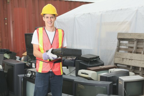 Choosing the right flat clearance service